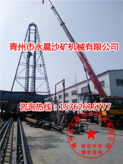 钻探式淘金船拆卸待发货现场(图1) 钻探式淘金船拆卸待发货现场(图1)