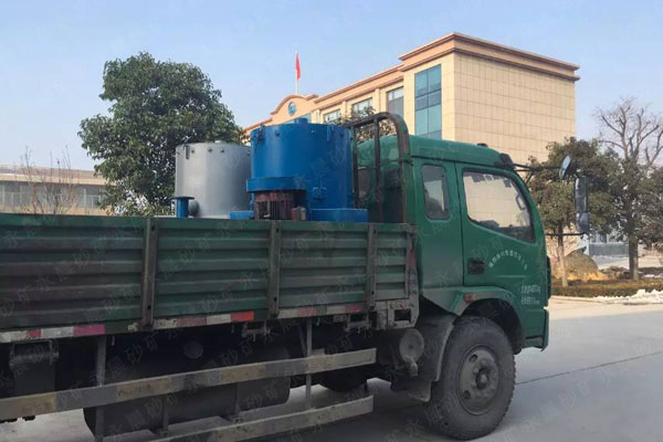 发往甘肃省的两台40型的黄金精选机(图1) 发往甘肃省的两台40型的黄金精选机(图1)