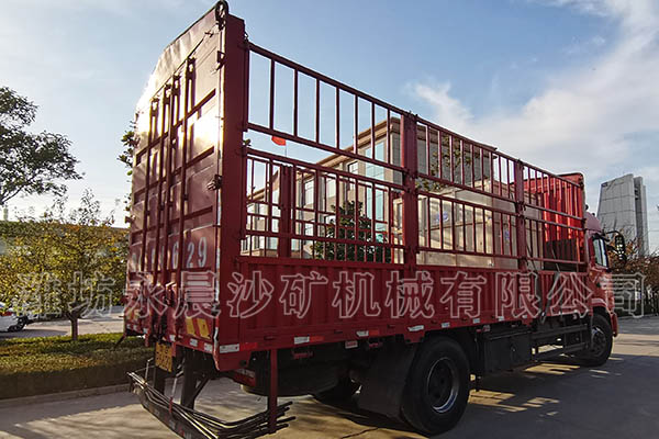 1-2211060Q202N2.jpg